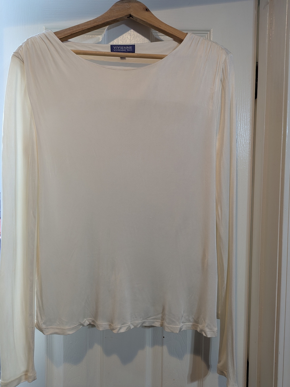 Vivienne Tam Cream Long-Sleeve Women's Top